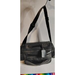 vintage analog Sony Handycam CCDF301 Video 8 & vintage Ambico Bag Untested As Is